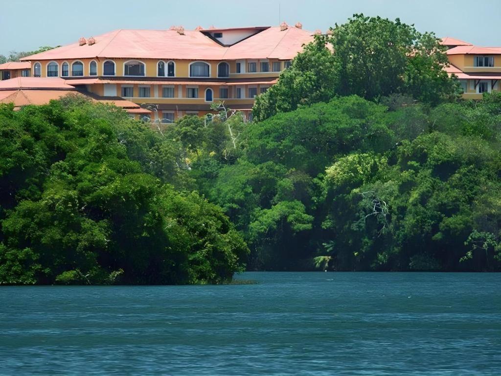 Hotel Melia Panama Canal Colon Eksteriør billede